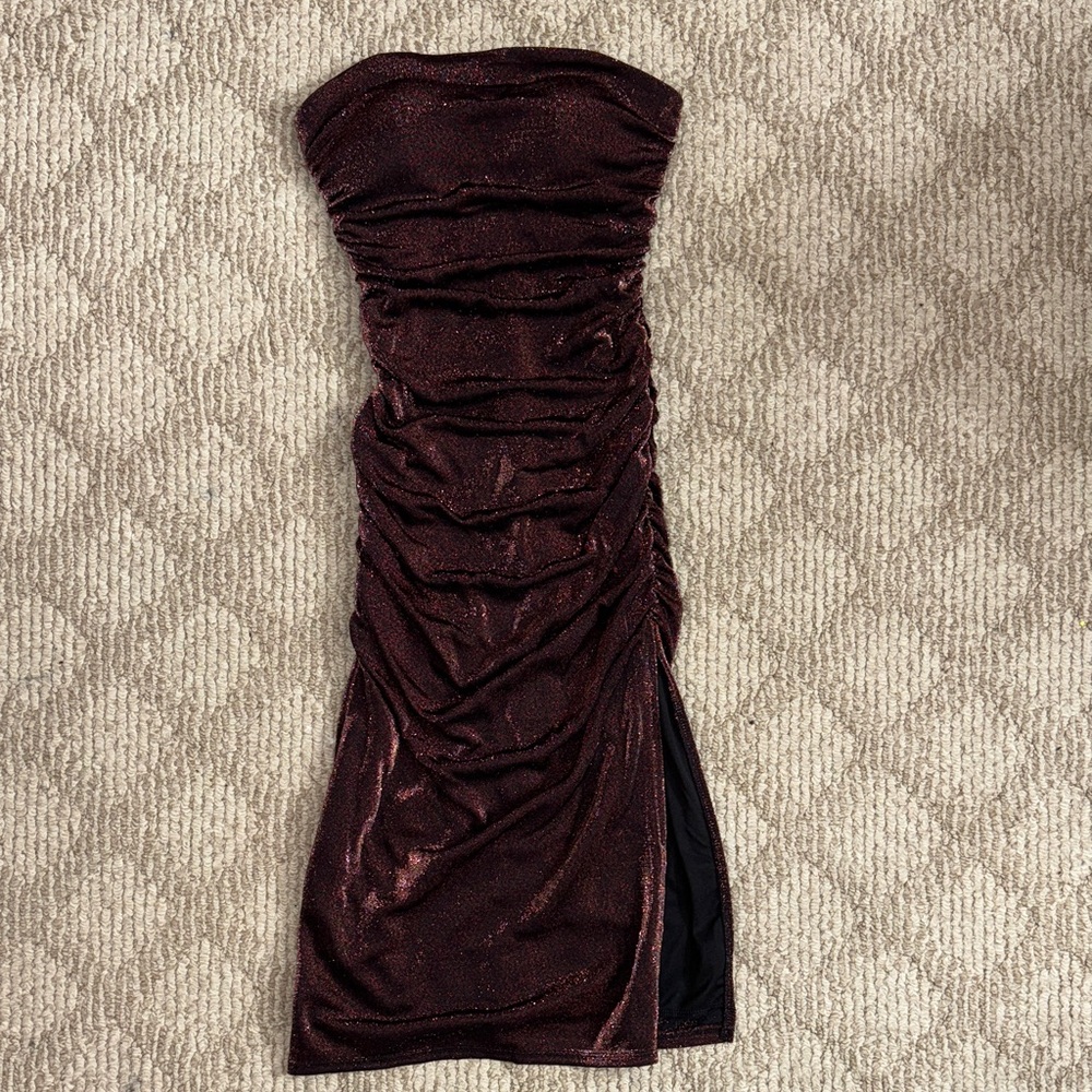 Emerald Sundae Strapless Maroon Dress